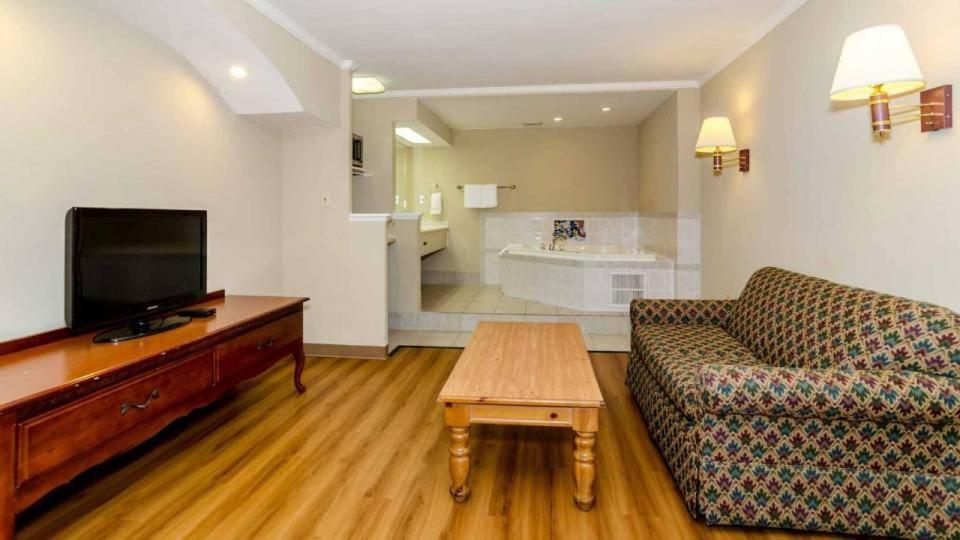 Motel 6-Newark, De Eksteriør bilde