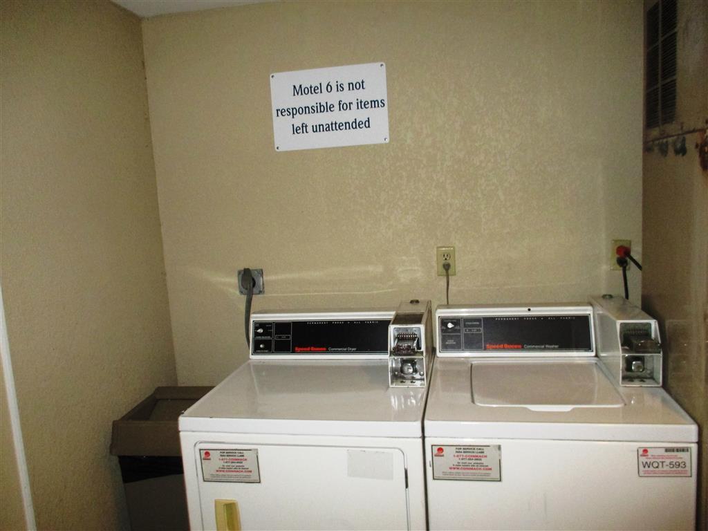 Motel 6-Newark, De Fasiliteter bilde