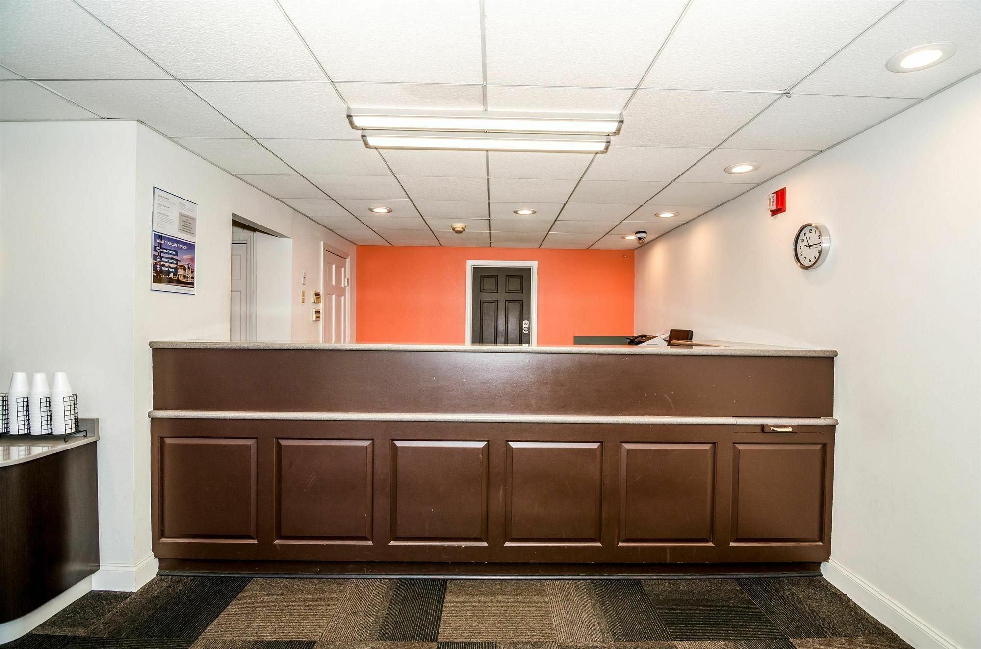 Motel 6-Newark, De Eksteriør bilde
